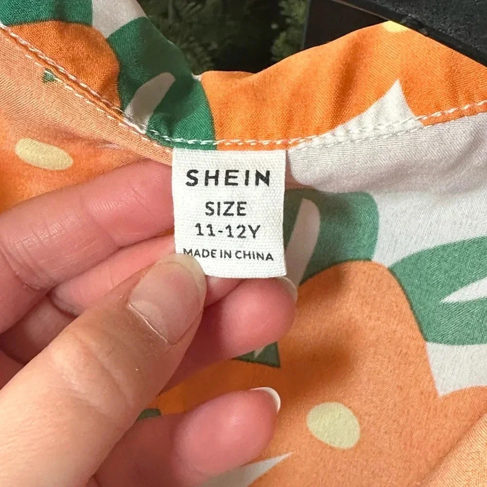 SHEIN 11-12 cropped button down summer shirt - Picture 2 of 3